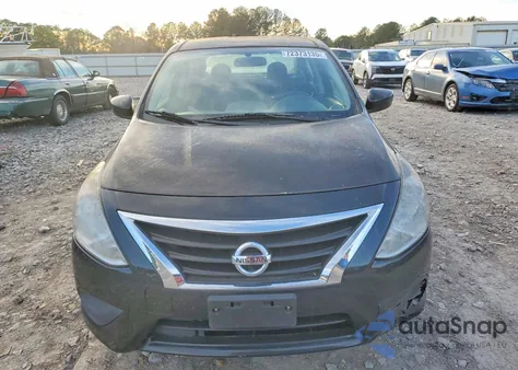2016 Nissan Versa S z USA, uszkodzony, nr VIN 3N1CN7AP3GL821063